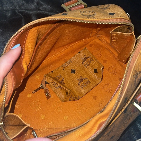 💎AUTHENTIC💎 MCM Cognac Visetos Boston Bag with matching small coin pouch - Picture 10 of 17